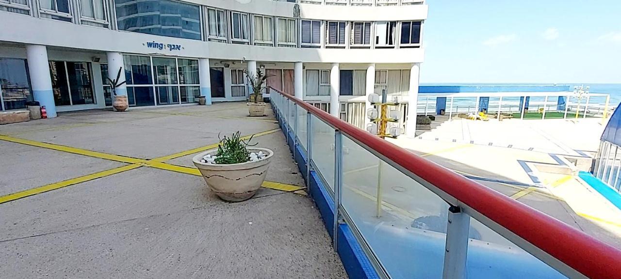 מלון דירות על הים בת ים 39 Ngoại thất bức ảnh
