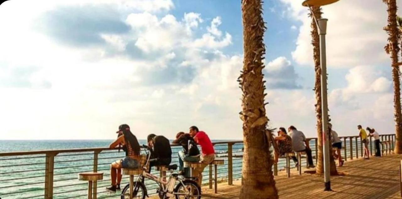 מלון דירות על הים בת ים 39 Ngoại thất bức ảnh