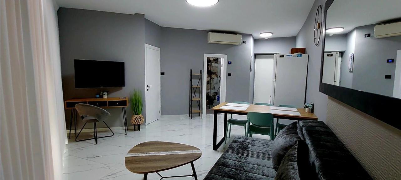 מלון דירות על הים בת ים 39 Ngoại thất bức ảnh